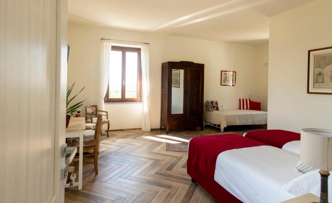 Le Vecchie Persiane - Bed & Breakfast Diano dʼAlba Exterior foto